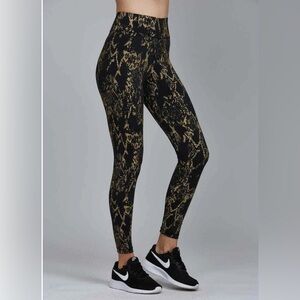 Noli Black and Gold Reflective Leggings